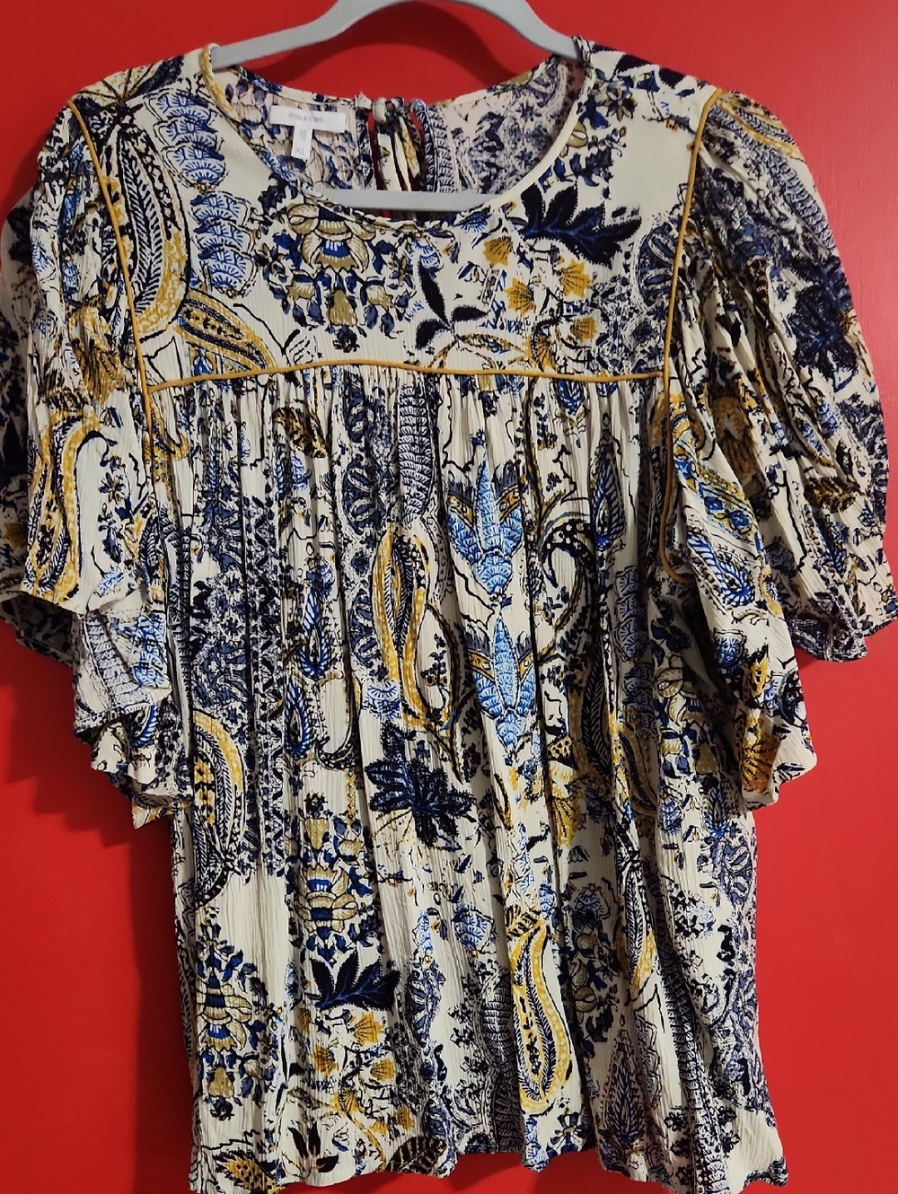 XL Maurices Floral Print Top in Cream, Blue & Gold